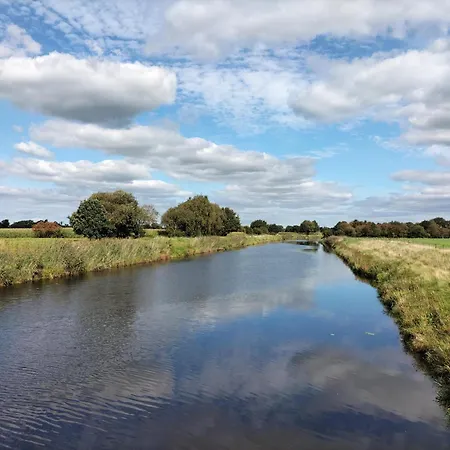 Wiesenblick, 65322 *